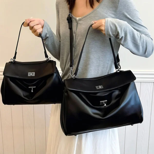 Top Grian Leather Rodeo Women Shoulder Bag