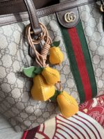 High-quality hand-sewn pear apple leather pendant bag bag ornament bag pendant car hanging handmade DIY kit